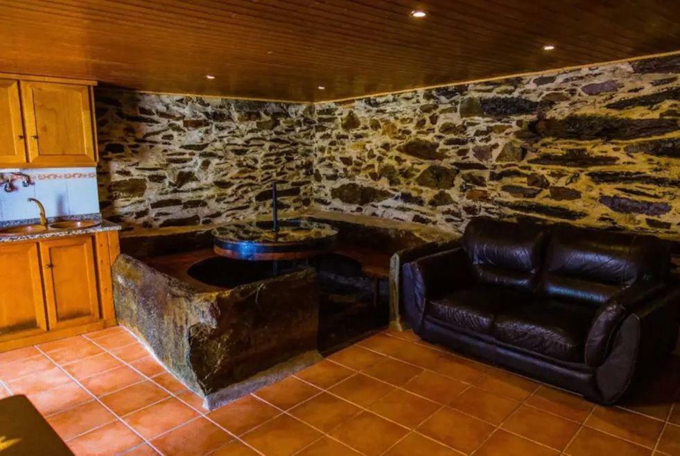 "Casa Do Avo Patricio" Mountain Experience Villa Parada  Exterior photo